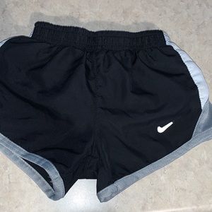 2t girls Nike shorts
